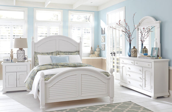 Summer House 5 Piece Queen Poster Bedroom